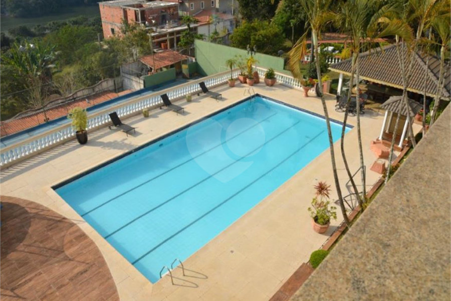 Casa à venda com 8 quartos, sendo 5 suítes, em Serra da Cantareira, Mairiporã, SP
