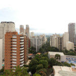 Apartamento à venda ou para alugar com 3 suítes em Moema, São Paulo, SP