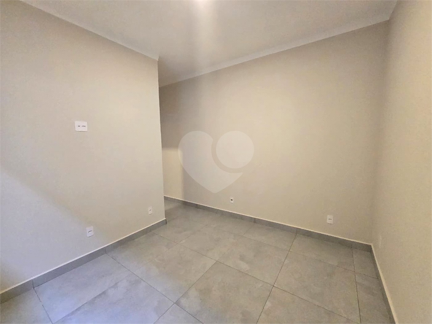 Casa à venda com 3 quartos, sendo 1 suíte, em Residencial Villaggio Di Capri, Itapetininga, SP
