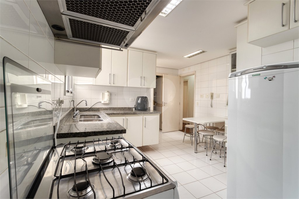 Apartamento à venda com 4 quartos, sendo 2 suítes, em Vila Mascote, São Paulo, SP