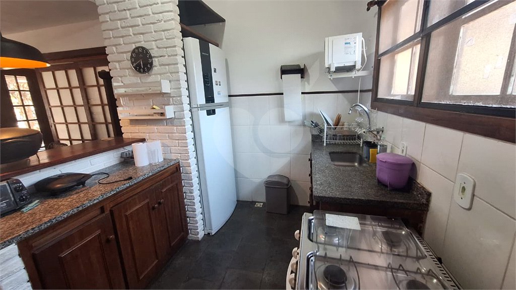 Casa para alugar com 3 quartos, sendo 2 suítes, em Praia Rasa, Armação dos Búzios, RJ