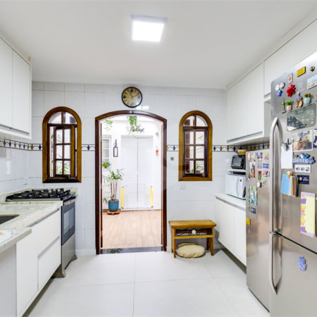 Casa à venda com 3 quartos, sendo 1 suíte,  no condomínio Village Bahamas, São Paulo - SP