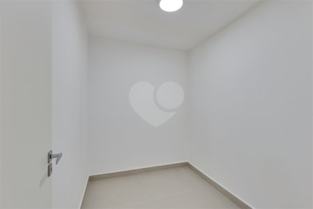 Apartamento à venda com 2 quartos, sendo 1 suíte, em Santo Amaro, São Paulo, SP