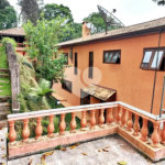 Casa à venda com 4 quartos, sendo 2 suítes, no condomínio Parque Imperial da Cantareira, Mairiporã - SP