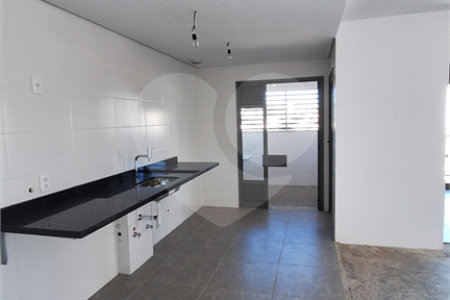 Apartamento à venda com 3 suítes em Vila Romana, São Paulo, SP