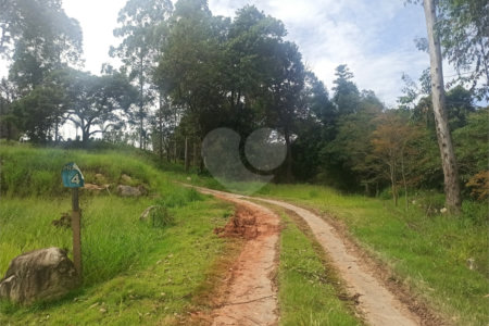 Sítio à venda com 9 quartos, sendo 5 suítes, em Portão, Atibaia, SP
