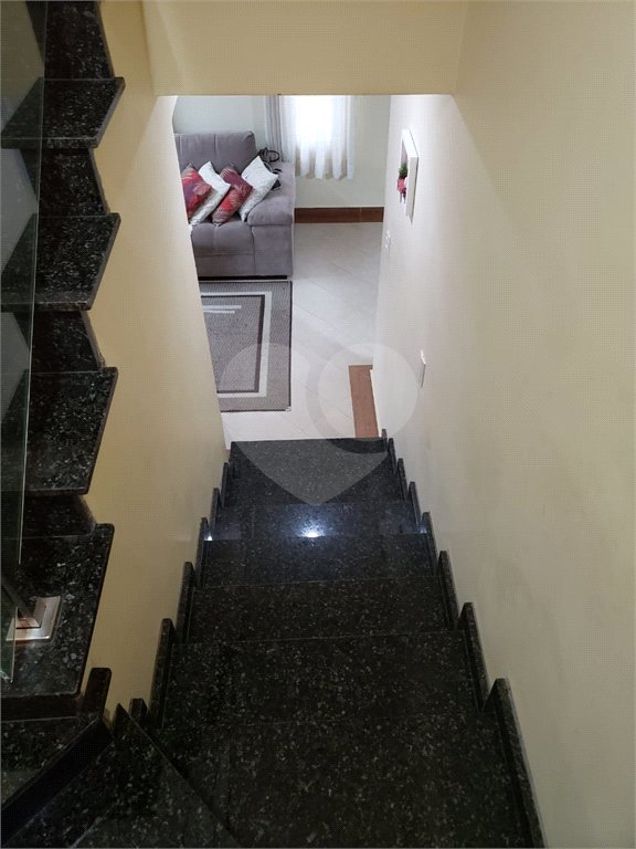 Casa à venda com 6 quartos, sendo 3 suítes, em Alto Ipiranga, Mogi das Cruzes, SP