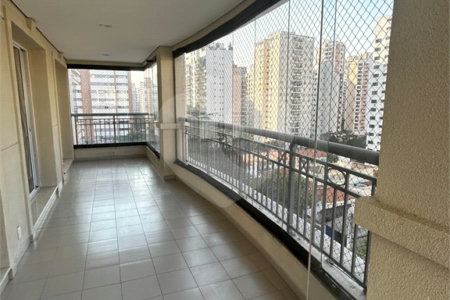 Apartamento à venda com 3 suítes em Indianópolis, São Paulo, SP