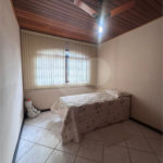 Casa à venda com 5 quartos, sendo 1 suíte, no condomínio Pedra Bonita, Rio de Janeiro - RJ