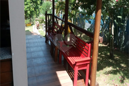 Chácara à venda com 3 quartos, sendo 2 suítes,  em Monterrey, Louveira, SP