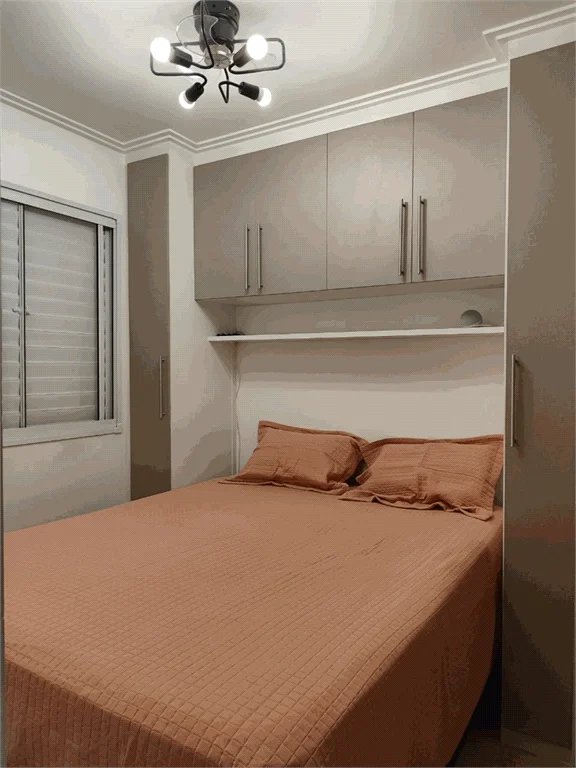 Apartamento à venda com 2 quartos em Vila Plana, São Paulo, SP