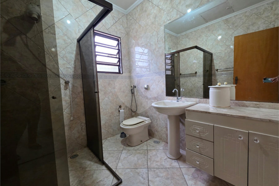 Sobrado à venda com 3 quartos em Vila Rica, São Paulo, SP