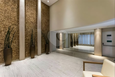 Apartamento à venda com 2 quartos, sendo 1 suíte,  em Vila Olímpia, São Paulo, SP