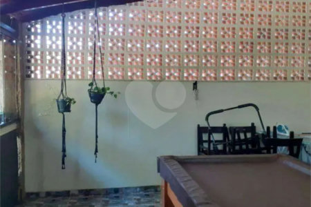 Casa à venda com 3 quartos, sendo 1 suíte, em Jardim Pinheiros, São Paulo, SP
