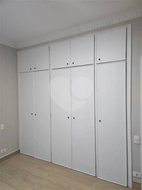 Apartamento à venda com 4 quartos, sendo 1 suíte, em Vila Alexandria, São Paulo, SP