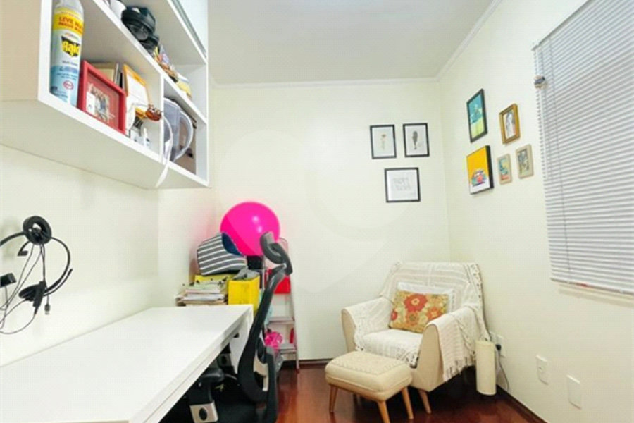Villagio à venda com 4 quartos, sendo 2 suítes, em Saúde, São Paulo, SP