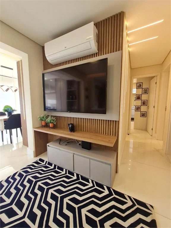 Apartamento à venda com 3 quartos, sendo 1 suíte, em Vila Anastácio, São Paulo, SP