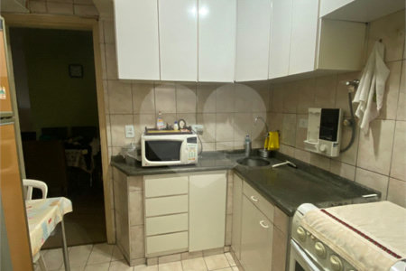 Apartamento à venda com 3 quartos em Caxingui, São Paulo, SP