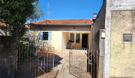 Casa à venda com 2 quartos em Jardim Brasil (vila Xavier), Araraquara, SP