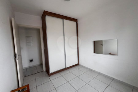 Apartamento à venda com 3 quartos, sendo 1 suíte,  em Parque Três Meninos, Sorocaba, SP
