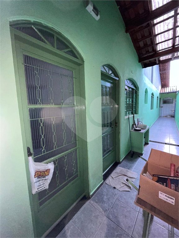 Casa à venda com 3 quartos, sendo 1 suíte, em Loteamento Residencial Vista Linda, São José dos Campos, SP
