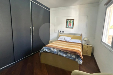 Casa à venda com 4 quartos, sendo 3 suítes,  no condomínio Mosaico da Serra, Mogi das Cruzes - SP