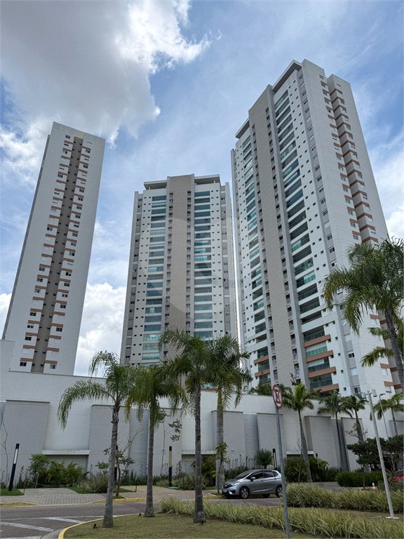 Apartamento à venda com 2 quartos, sendo 1 suíte,  em Vila Mogilar, Mogi das Cruzes, SP