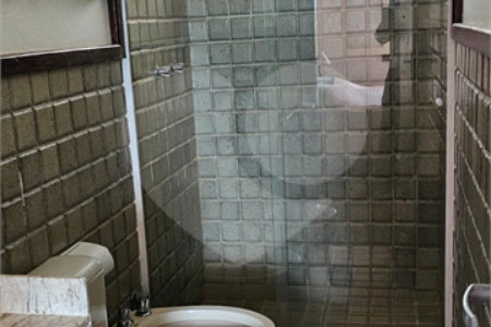 Casa em condomínio à venda ou para alugar com 3 quartos, sendo 2 suítes,  em Praia Rasa, Armação dos Búzios, RJ