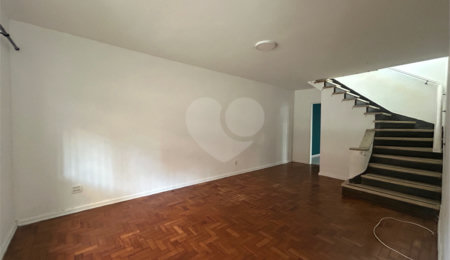 Casa à venda com 3 quartos, sendo 1 suíte,  em Santo Amaro, São Paulo, SP