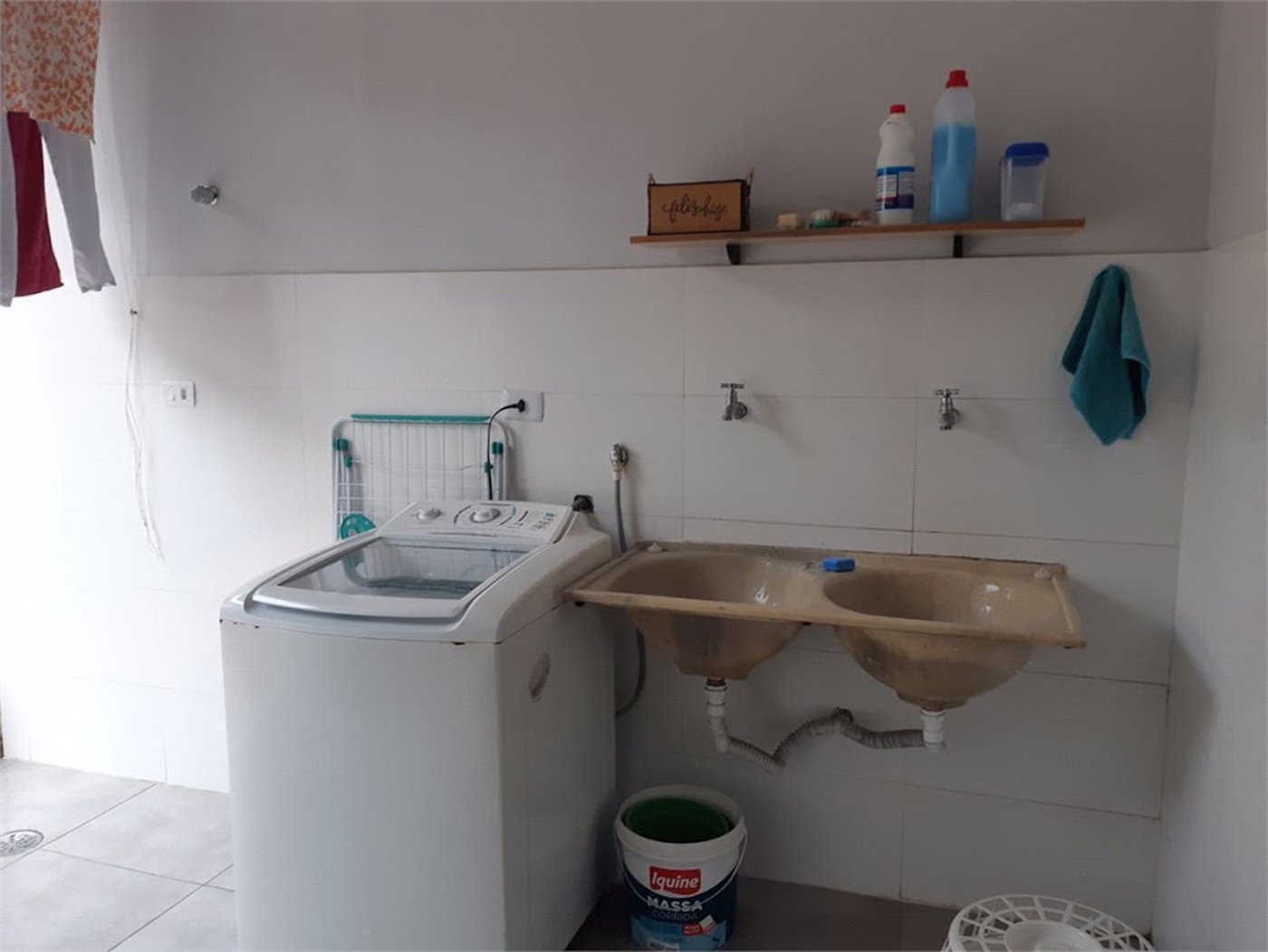 Casa com 4 dormitórios à venda, 180 m² por R$ 650.000,00 - Jardim Virginia - Guarujá/SP