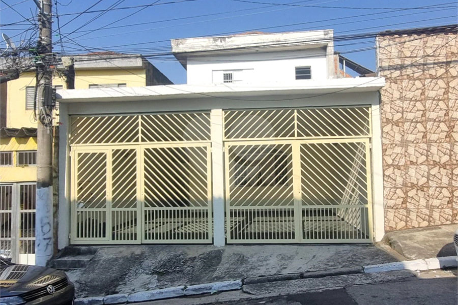 Sobrado à venda com 3 quartos, sendo 1 suíte, em Vila Nova Cachoeirinha, São Paulo, SP