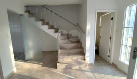 Sobrado para alugar com 3 quartos, sendo 1 suíte,  em Jardim Vera Cruz, São Paulo, SP
