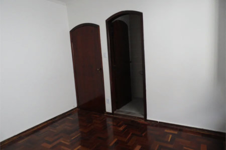 Casa à venda com 5 quartos, sendo 3 suítes, em Vila São Francisco, São Paulo, SP