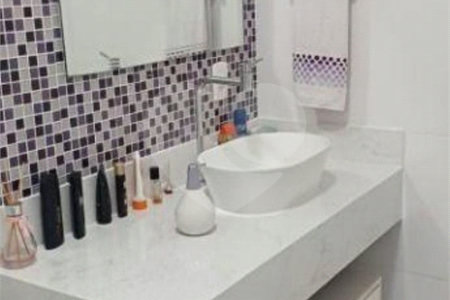 Condomínio à venda com 4 quartos, sendo 2 suítes, em Colinas do Paratehy, Mogi das Cruzes, SP