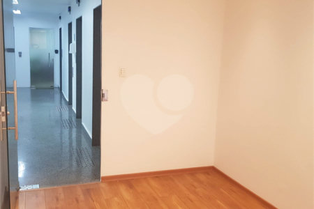 Sala à venda em Alto da Boa Vista, São Paulo, SP