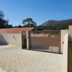 Casa à venda ou para alugar com 2 suítes no condomínio Serra Verde, Atibaia - SP