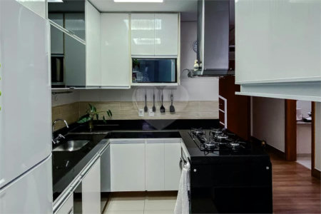 Apartamento à venda com 2 quartos em Vila Dom Pedro I, São Paulo, SP