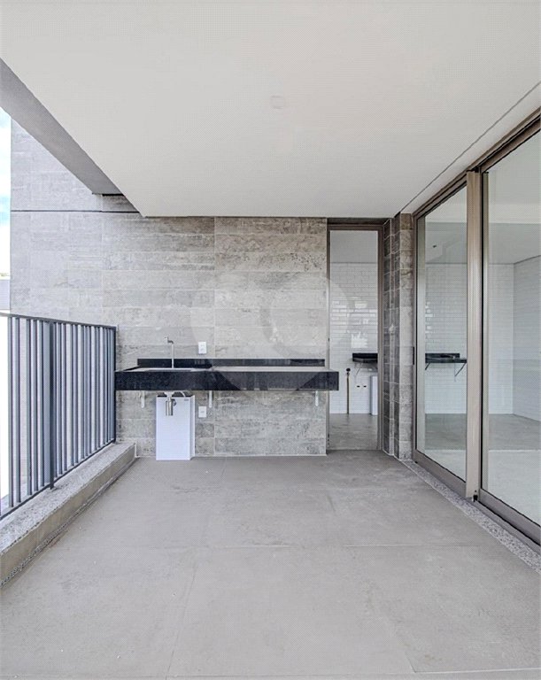 Apartamento à venda com 3 suítes em Pinheiros, São Paulo, SP