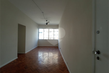Apartamento à venda com 3 quartos, sendo 1 suíte,  em Tijuca, Rio de Janeiro, RJ