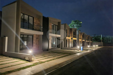 Casa à venda com 2 suítes no condomínio Residencial Vue26, Atibaia - SP