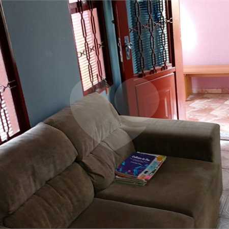 Casa Térrea para venda.