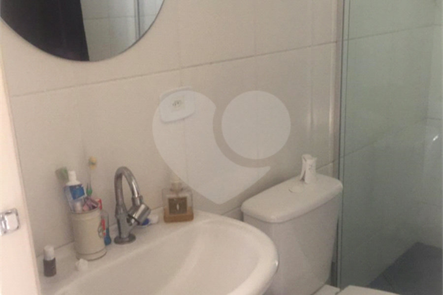 Casa à venda com 2 quartos, sendo 1 suíte, no condomínio Residencial Vila da Serra, São Paulo - SP