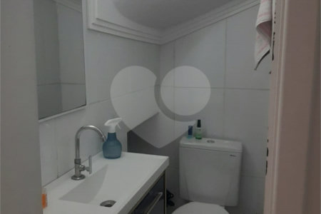 Casa à venda com 3 quartos no condomínio Pedro Voss, São Paulo - SP