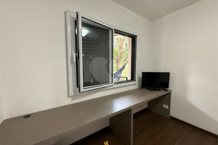 Apartamento à venda com 3 quartos, sendo 1 suíte, em Vila Paulicéia, São Paulo, SP