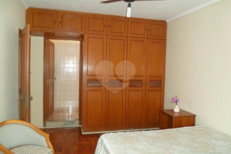 Sobrado à venda com 4 quartos, sendo 1 suíte,  em Jardim São Paulo(zona Norte), São Paulo, SP