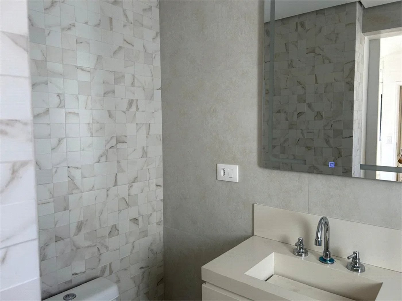 Apartamento para alugar com 3 quartos, sendo 1 suíte, em Pinheiros, São Paulo, SP