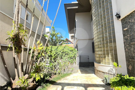Sobrado à venda com 4 quartos, sendo 1 suíte, em Santana, São Paulo, SP