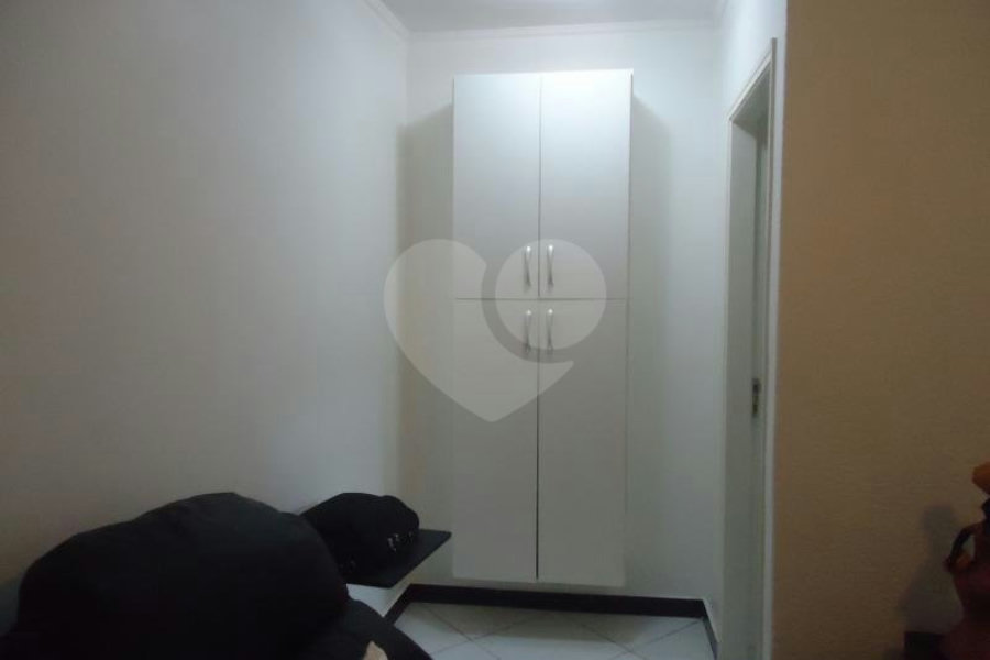 Sobrado à venda com 4 quartos, sendo 3 suítes, em Jardim Floresta, São Paulo, SP