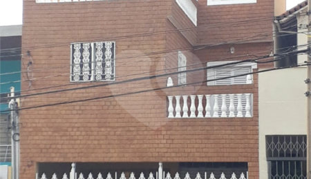 Sobrado à venda com 3 suítes em Vila Monumento, São Paulo, SP