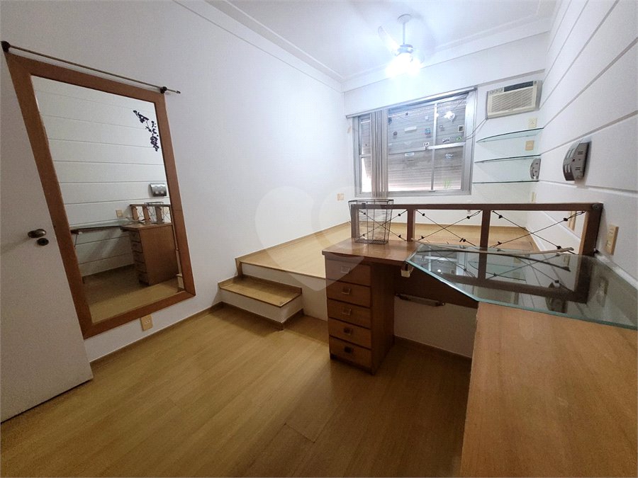 Apartamento à venda com 4 quartos, sendo 1 suíte, em Copacabana, Rio de Janeiro, RJ